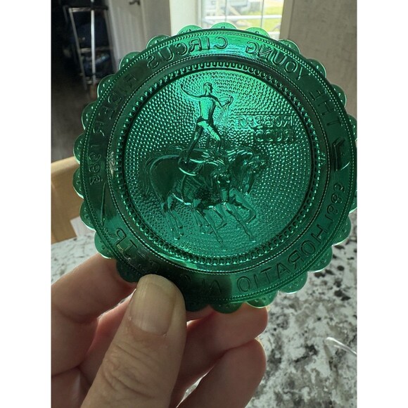 Horatio Alger Society Green cup plate Pairpoint Glass  The Young Circus Rider - Picture 4 of 8